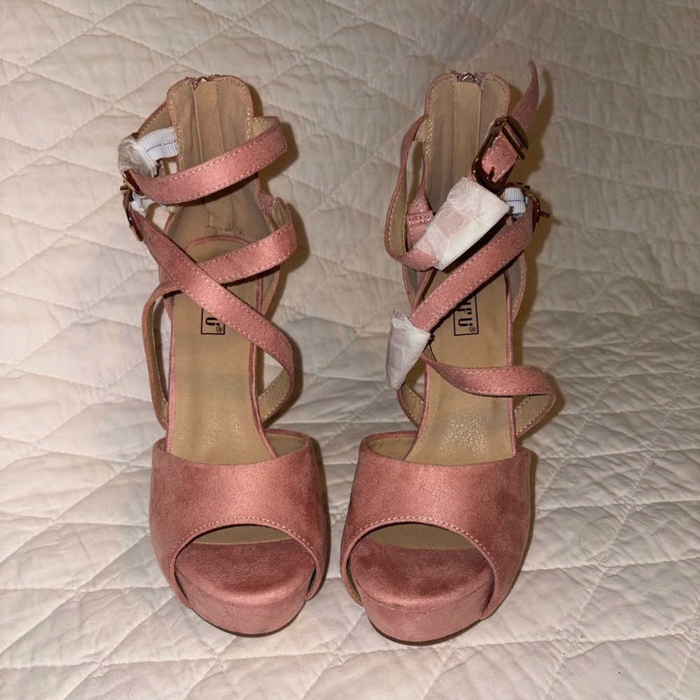 IDIFU Pink Suede Strap Chunky Platform Heels